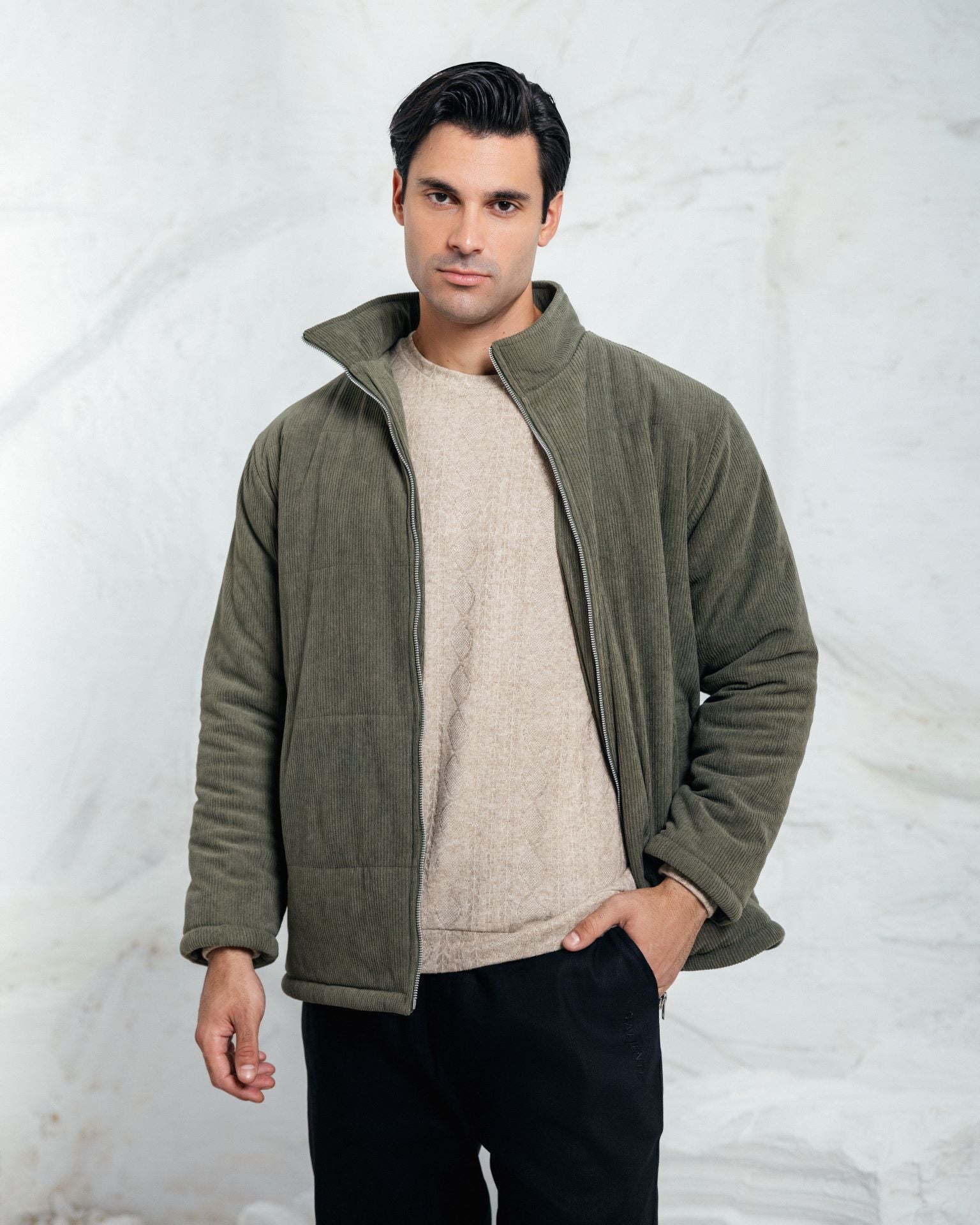 جاكيت كوردروي زيتي