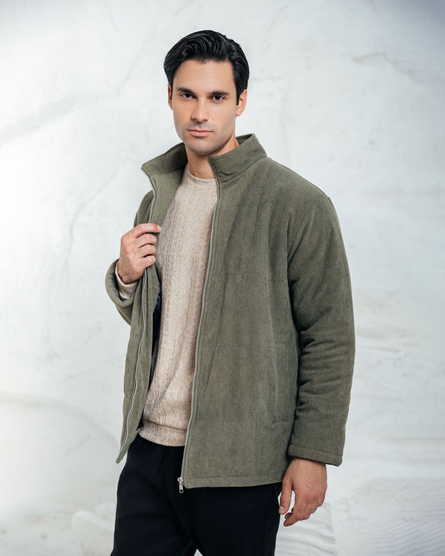 جاكيت كوردروي زيتي