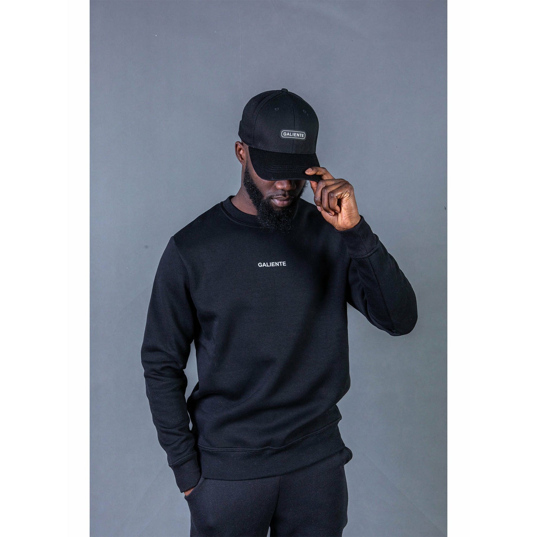 Sort sweatshirt forside