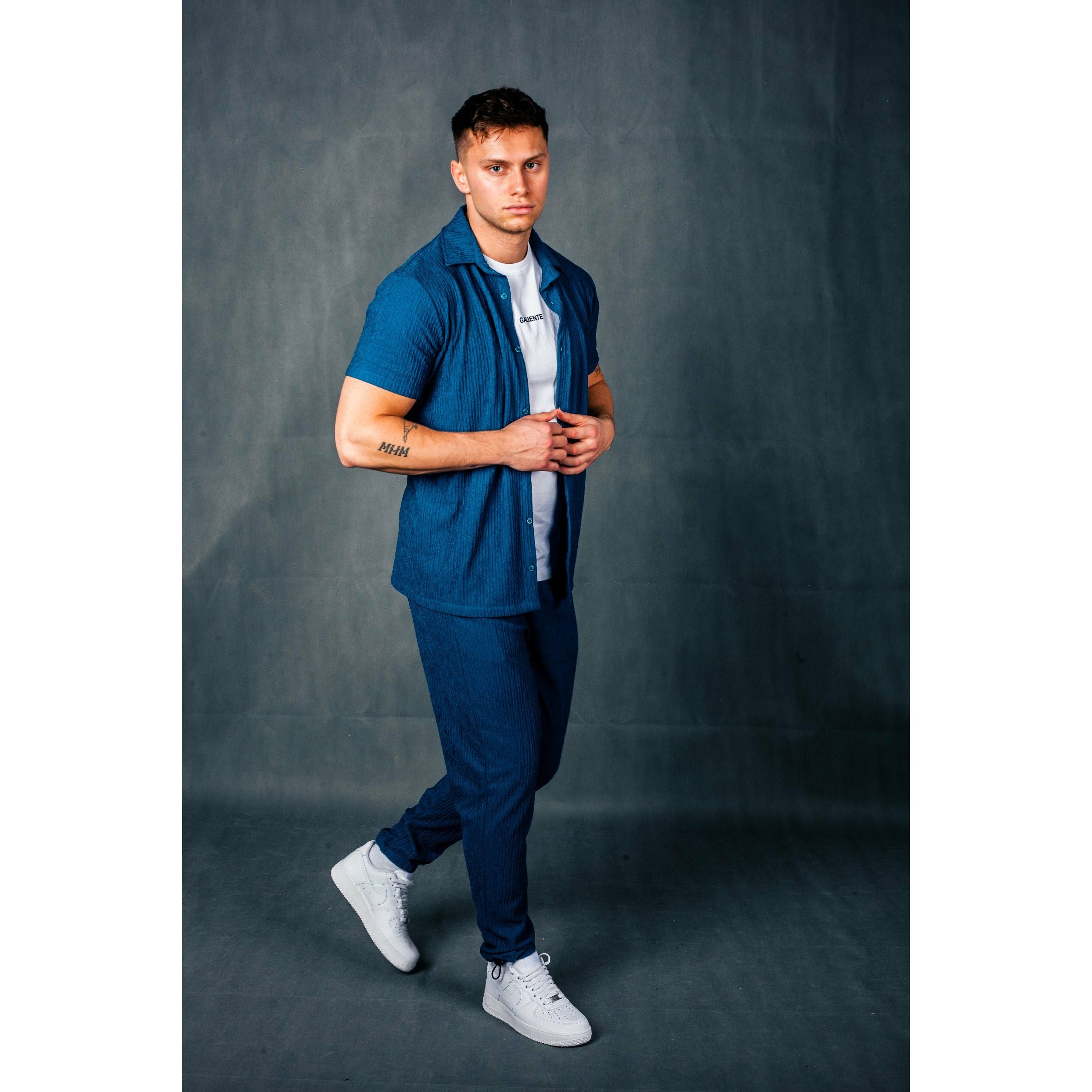 Blue crepe pants